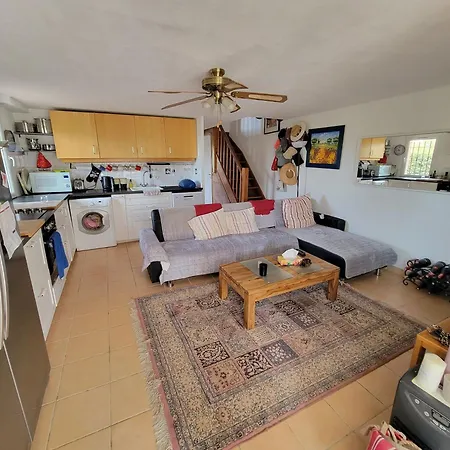 Villa Belle Maison Spacieuse Et Traversante, Climatisee, Wifi, Vue Reserve, 6-8 Couchages A Lrcs91 *