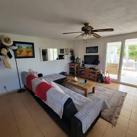 Belle Maison Spacieuse Et Traversante, Climatisee, Wifi, Vue Reserve, 6-8 Couchages A Lrcs91