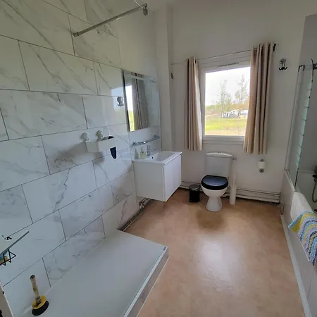 Belle Maison Spacieuse Et Traversante, Climatisee, Wifi, Vue Reserve, 6-8 Couchages A Lrcs91 Villa Portiragnes